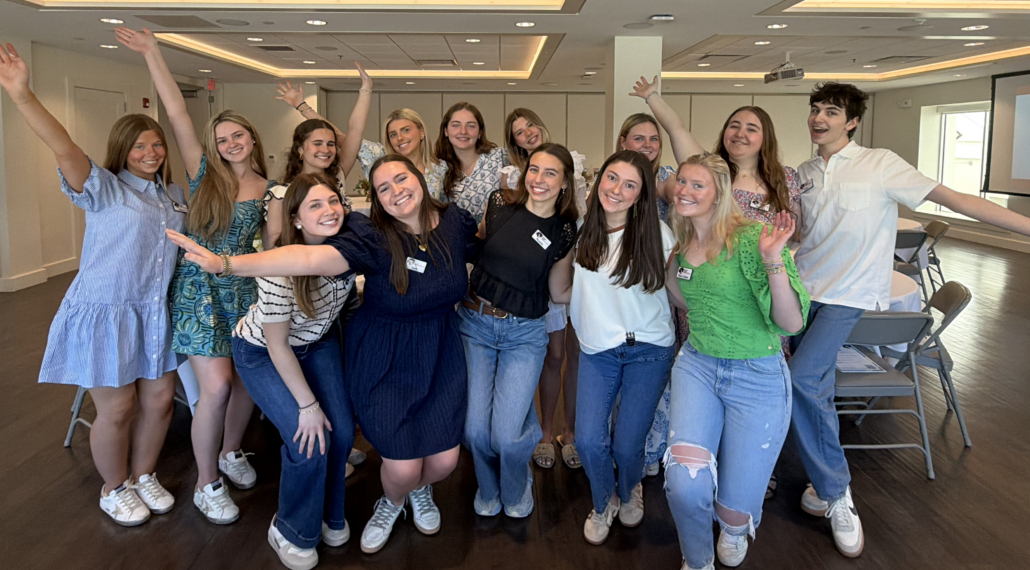 Gilda's Club Kentuckiana Youth Advisory B0ard